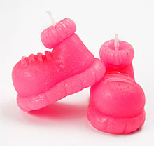 Sapatinho de bebê Lembrancinha com pacotinho e fita decorativa 